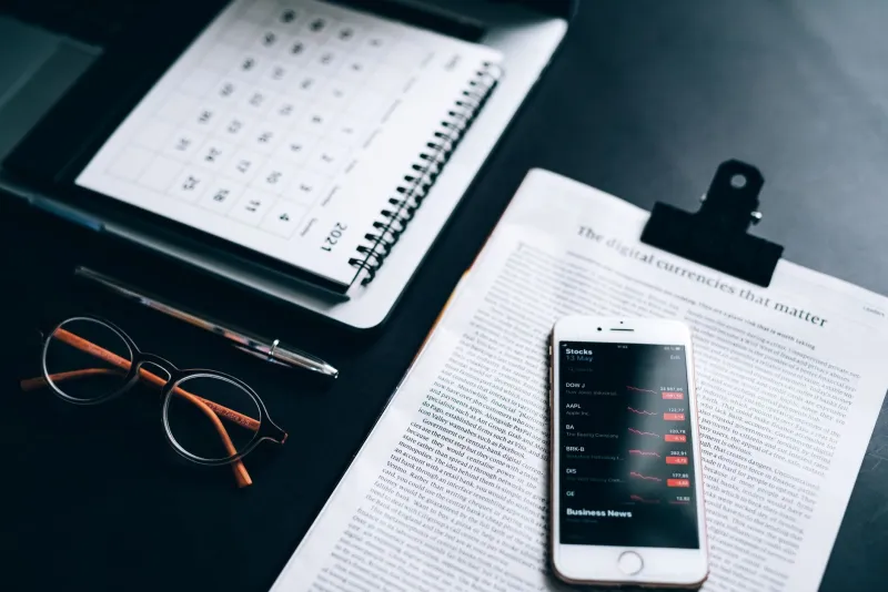 Don't Wait for the Rush: A Nashville Business Owner's Calendar for Smarter Print Timing